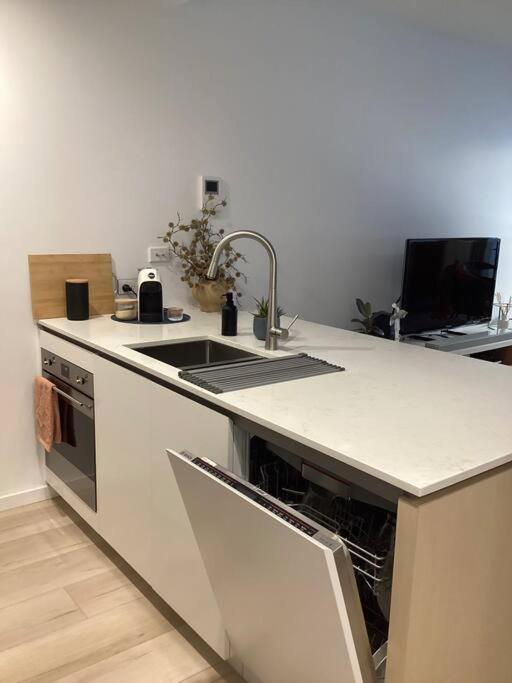Appartamento In The Heart Of Port Melbourne Esterno foto