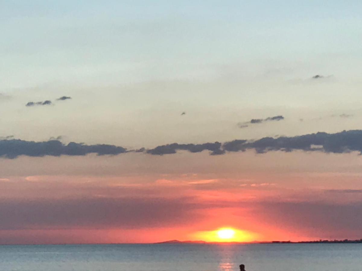 Appartamento In The Heart Of Port Melbourne Esterno foto