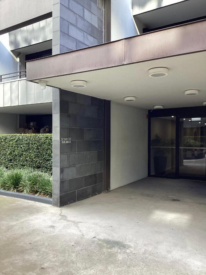 Appartamento In The Heart Of Port Melbourne Esterno foto