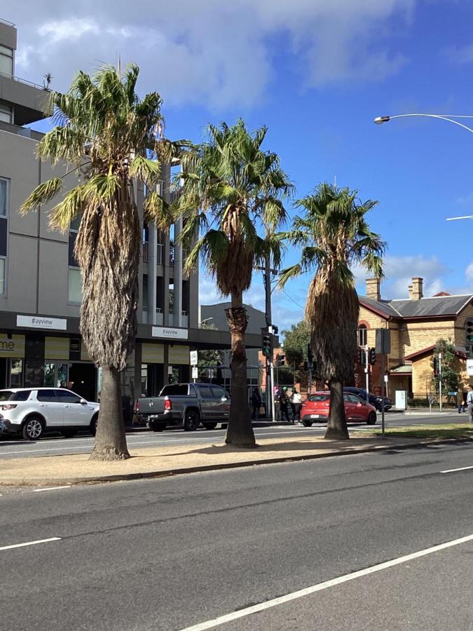 Appartamento In The Heart Of Port Melbourne Esterno foto